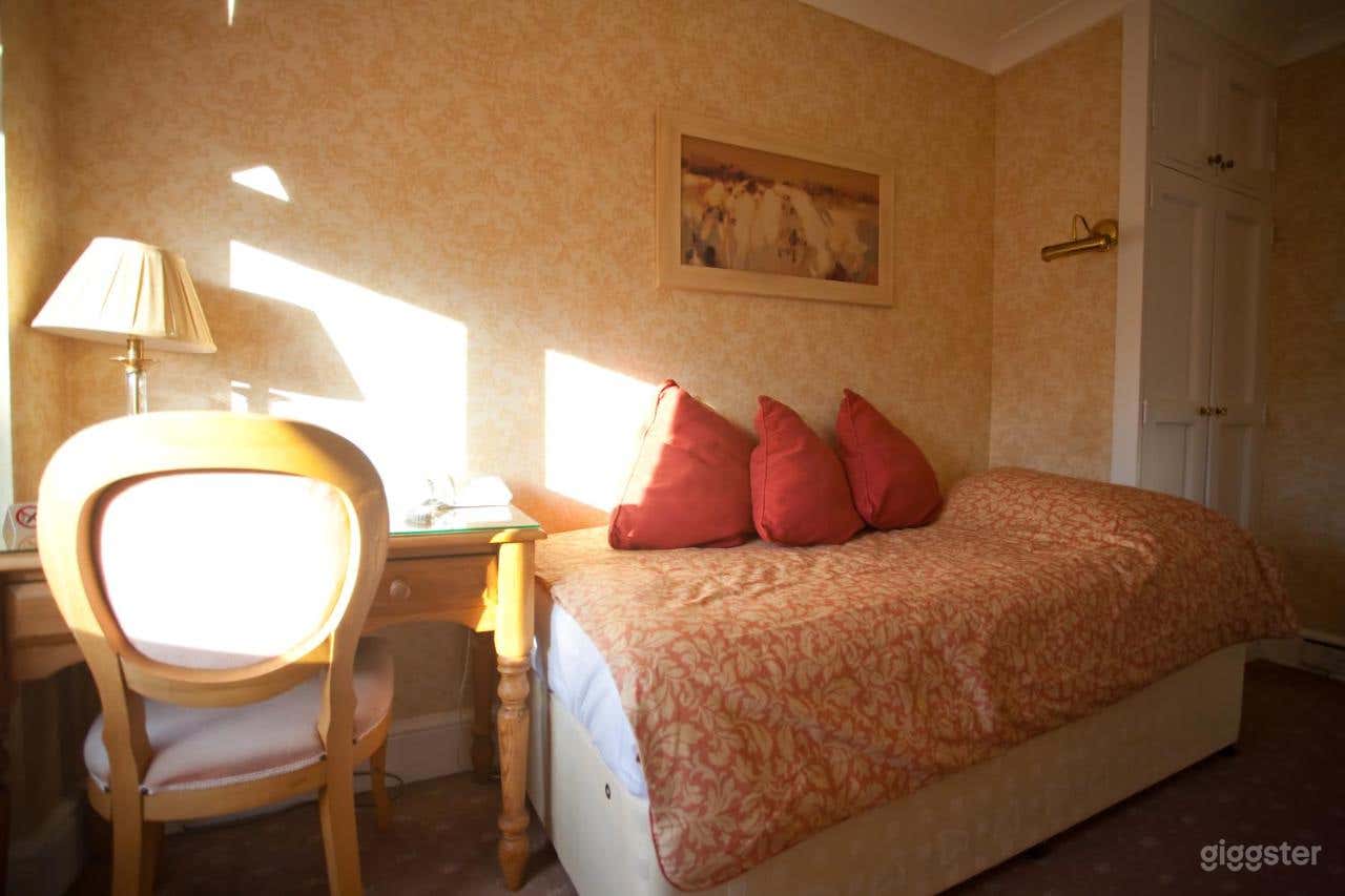 Standard Single Room for Relaxation Photo 1