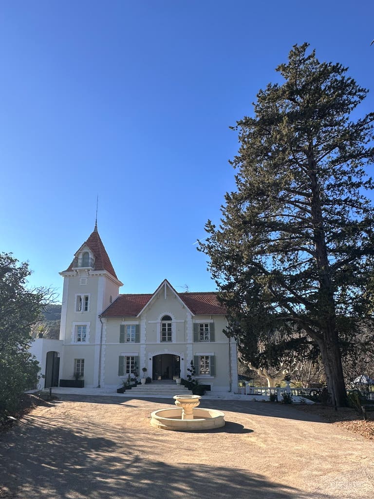  Château dans le haut Var 