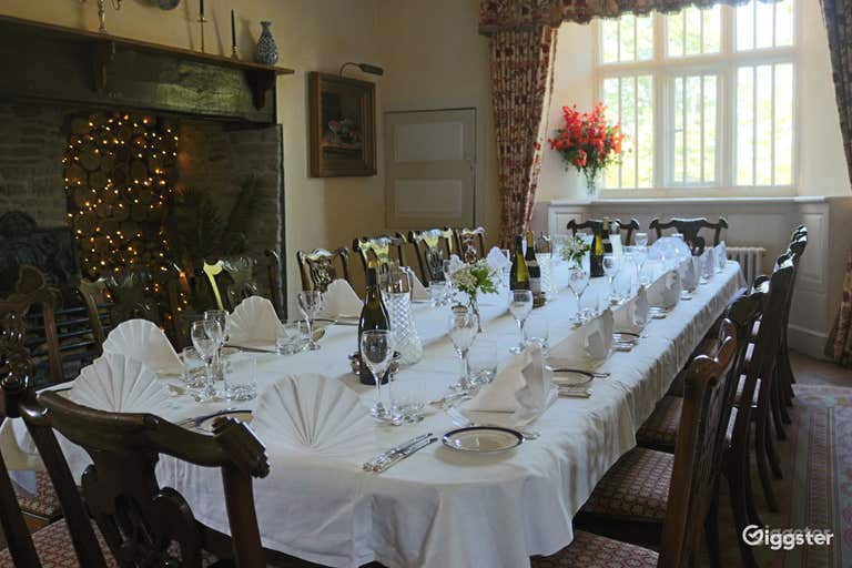  The Drawing Room, Dining Room & The Snug 