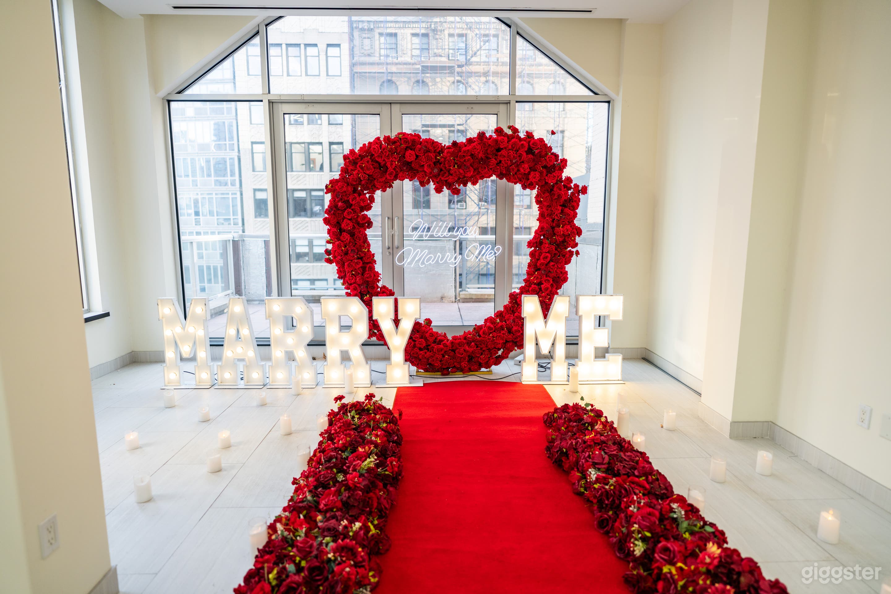 Penthouse with a terrace and direct view of the Empire State Building