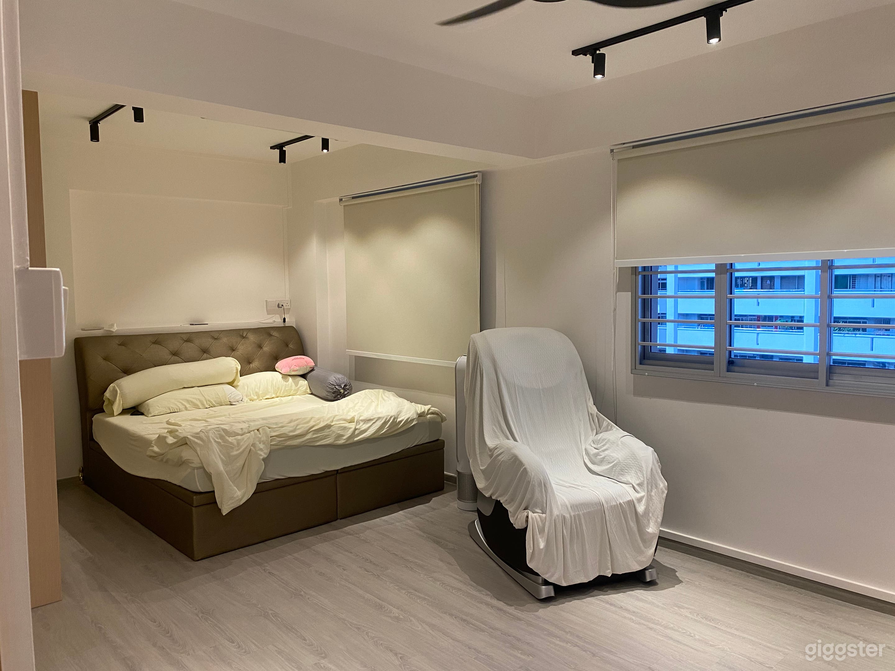 Newly renovated e- masionette Photo 3