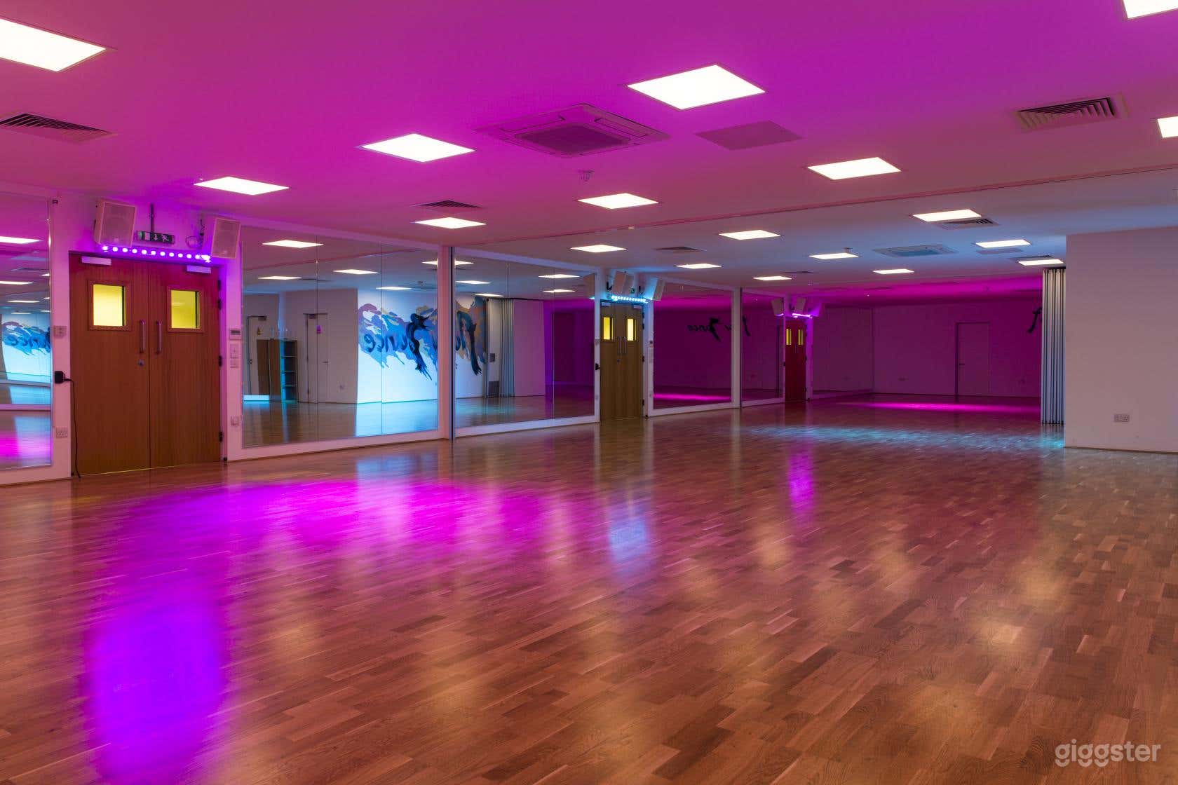 Whole Venue / Studio 1 &amp; 2 / Ambience Lights