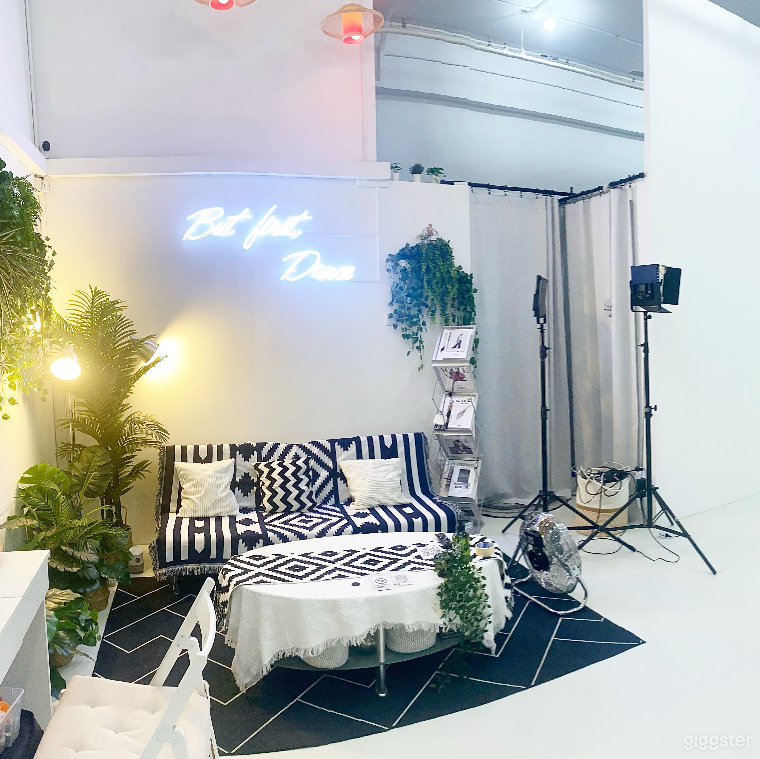 Affordable Studio in SG Photo 4