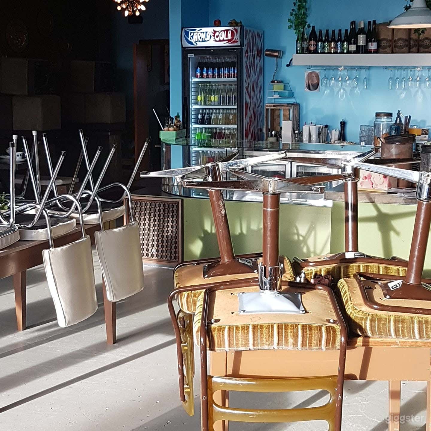 Quirky Venue in Central Riverton Photo 2