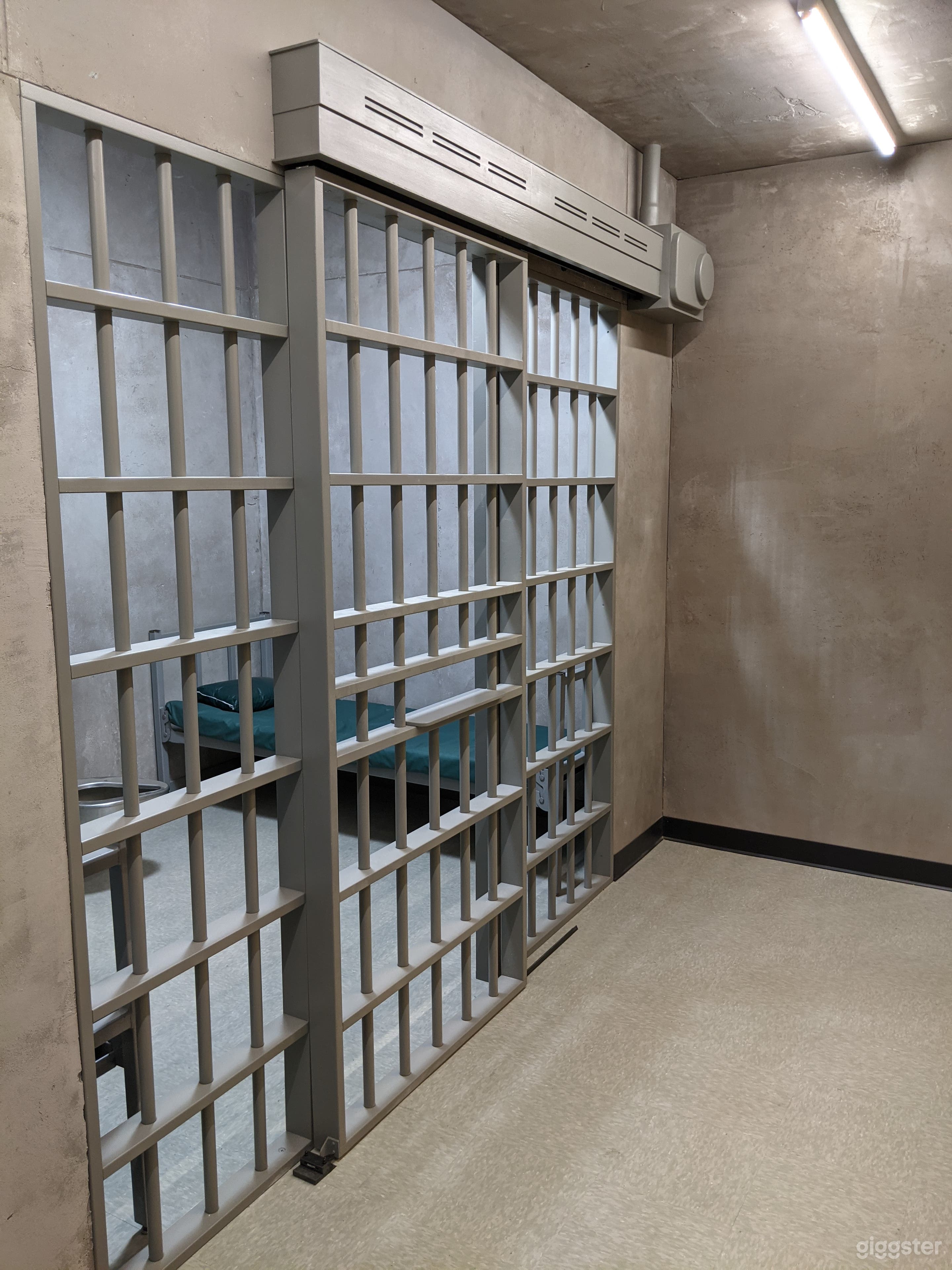 Prison Set for filming and photo shoots  Photo 2