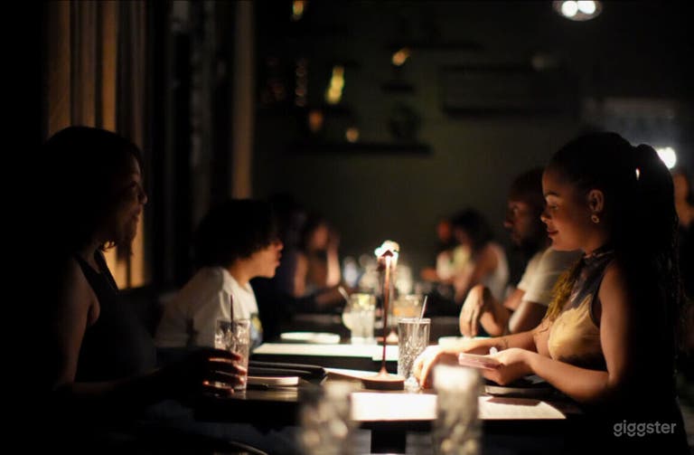  Vibrant Restaurant & Cocktail Lounge in the heart of East Austin 