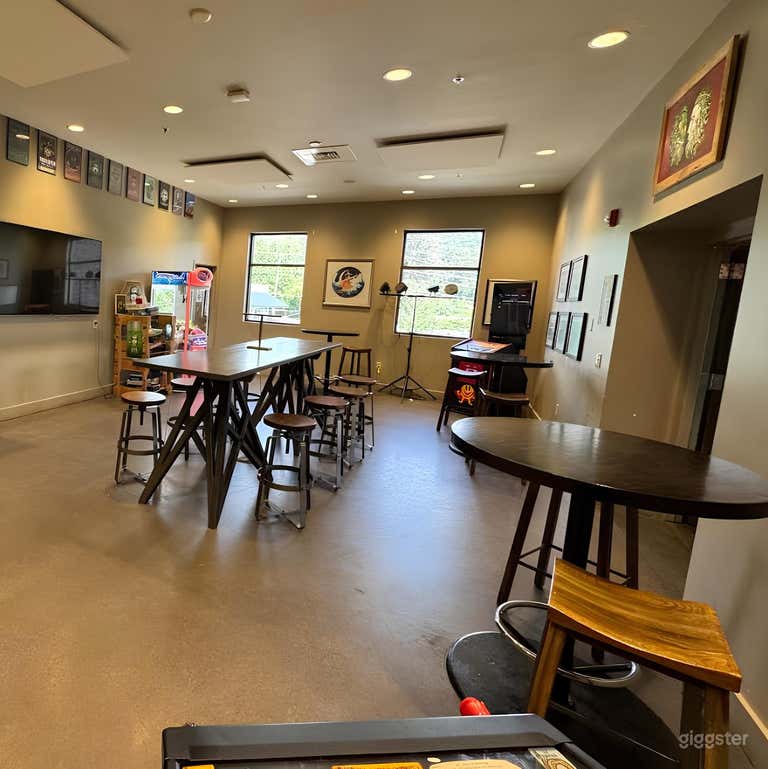  Conference Room up to 30 People 