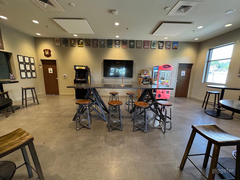  Conference Room up to 30 People 