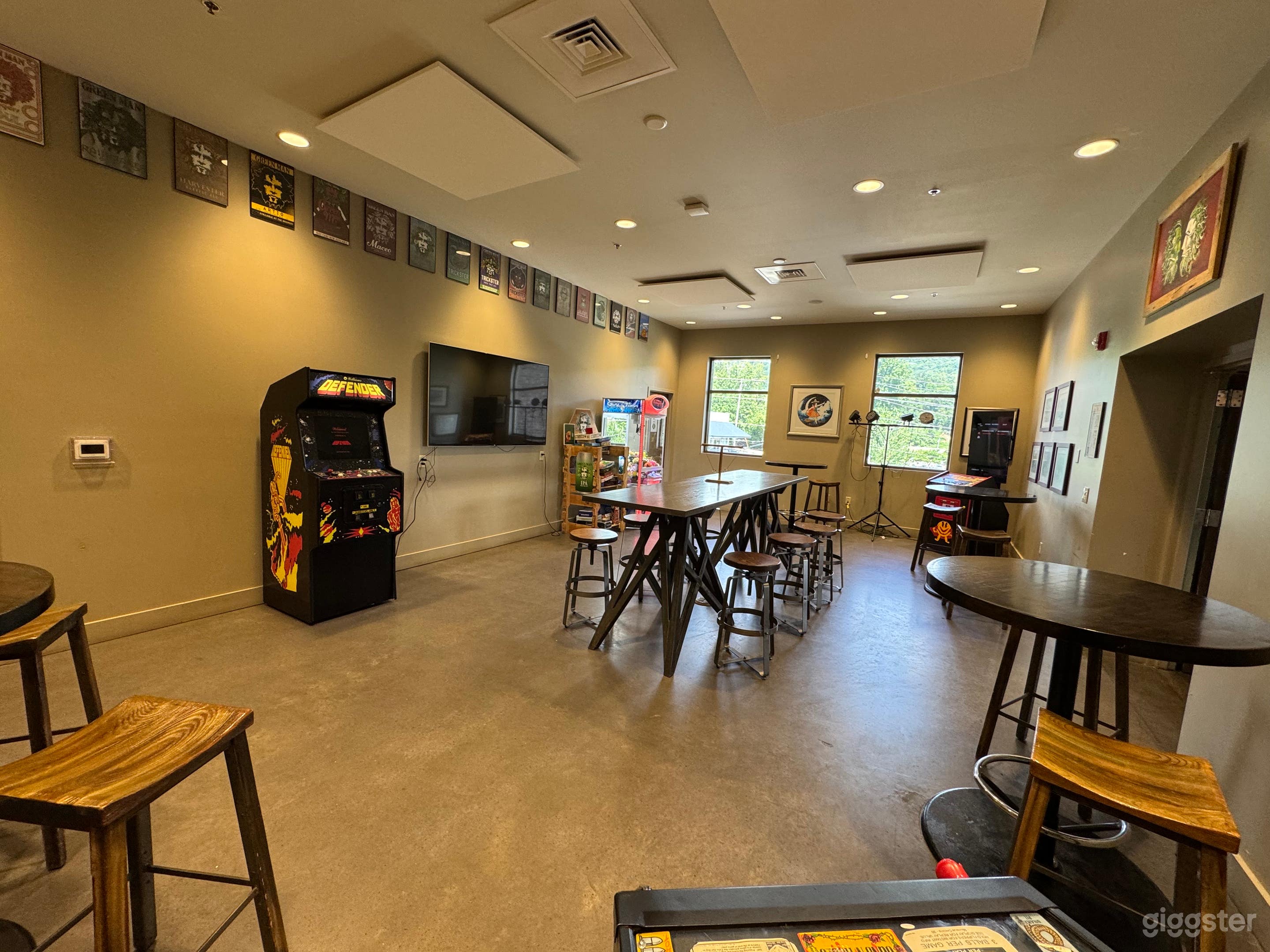 Conference Room up to 30 People Photo 1