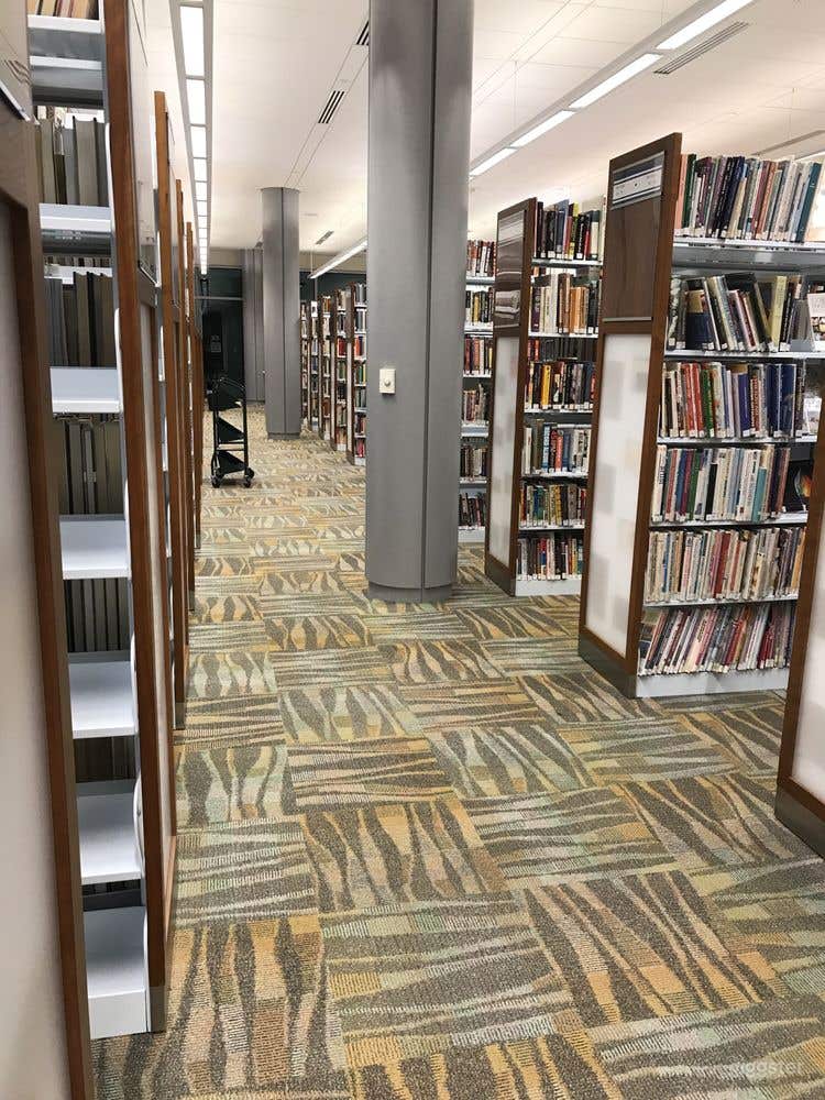   129,000 square feet on three floors Public library in Baton Rouge 