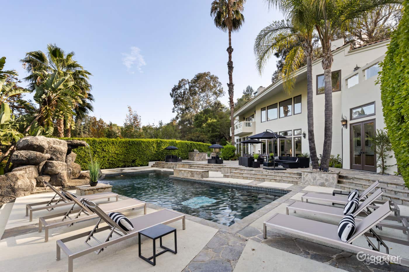  LUXURY ESTATE WITH TENNIS COURT AND POOL/POOL Photo 1