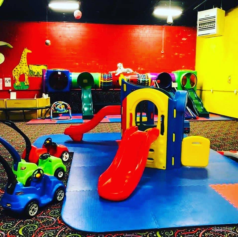 Children's Indoor Playground and Party Venue Photo 2