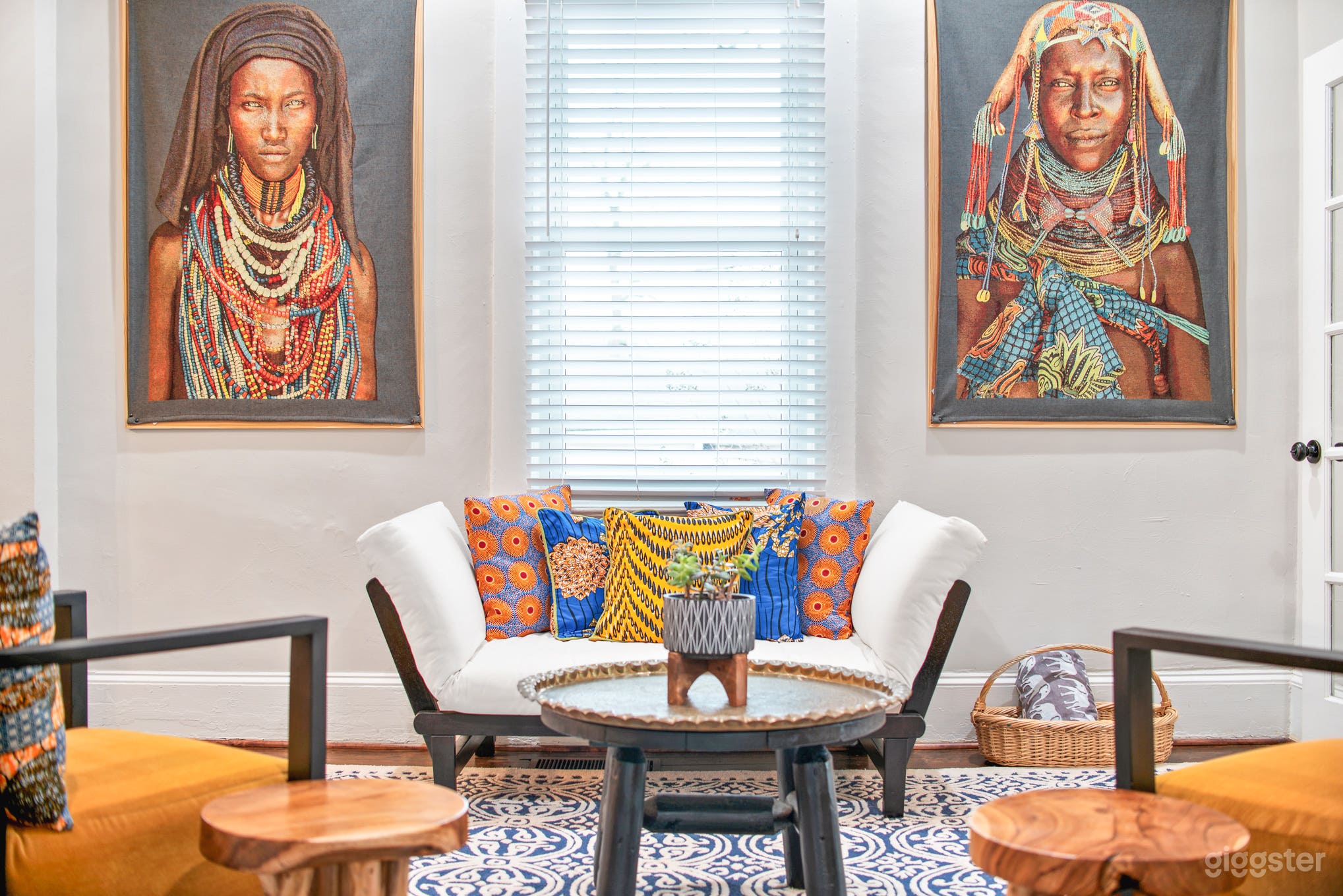 Bright|Modern|Industrial Home Oozes Eclectic Flair Photo 1