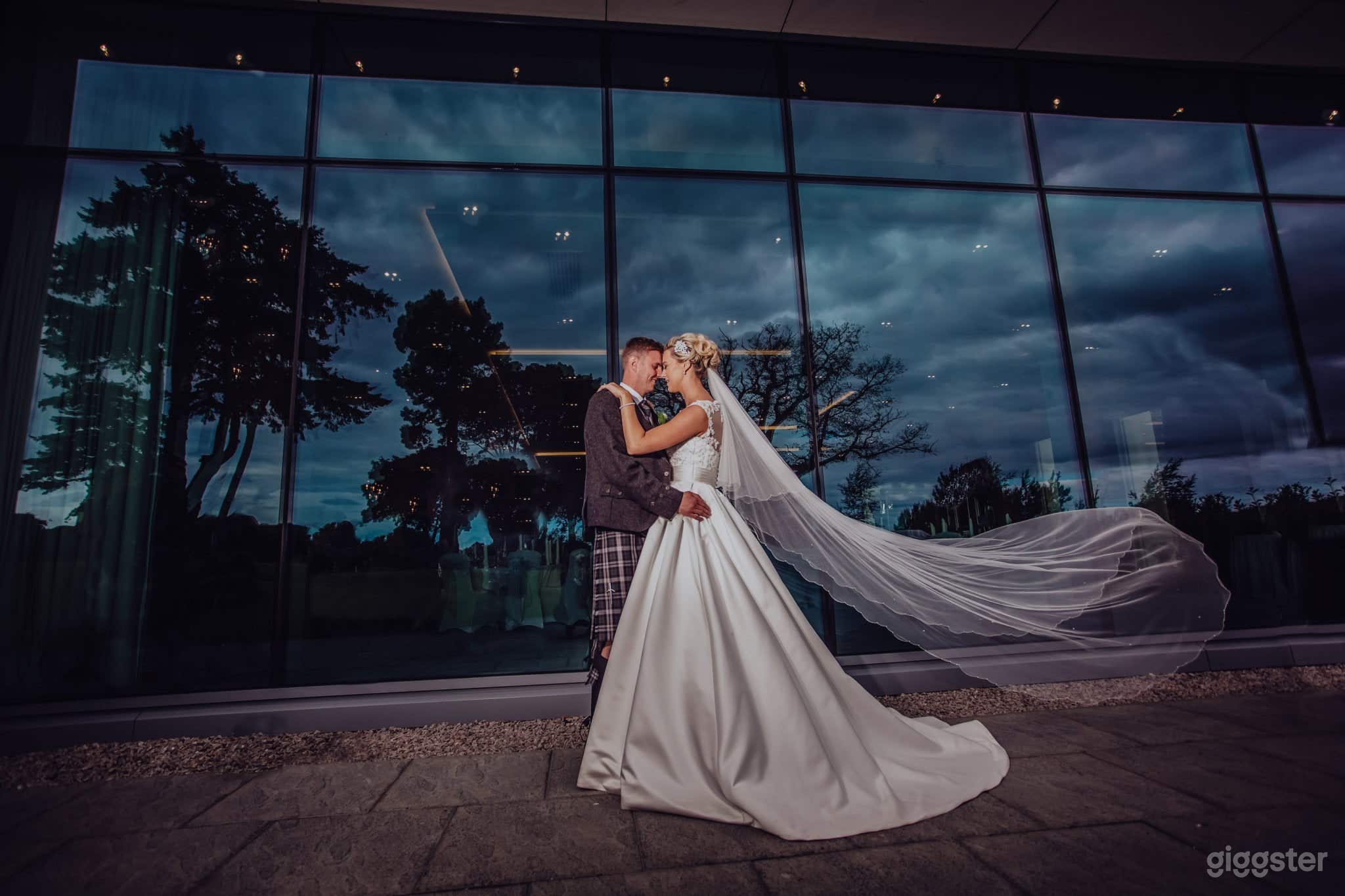 Manor House with Views of Parkland Photo 4