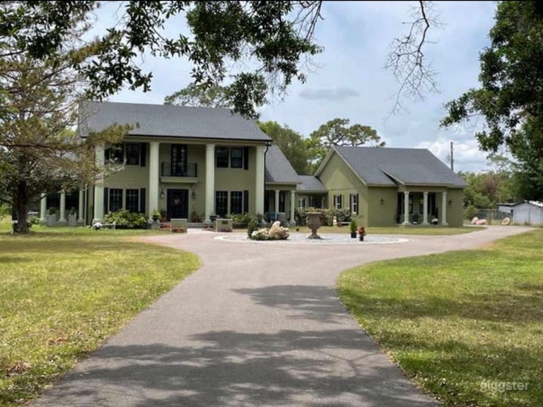  Domaine privé de 5 acres avec piscine & jardins 