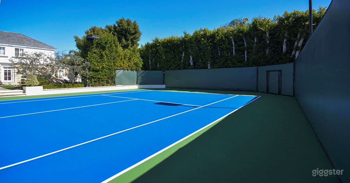 Graceful Blue Tennis Court Photo 4