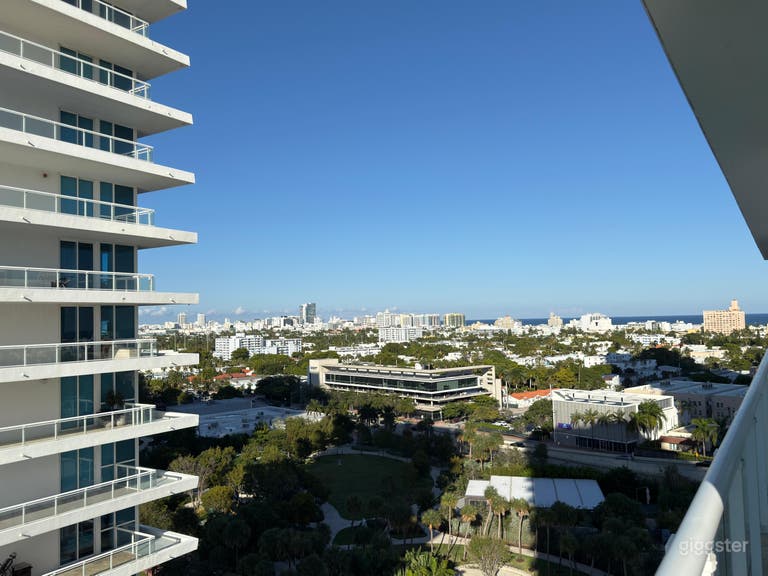  LUXURY PRODUCTION PLACE 