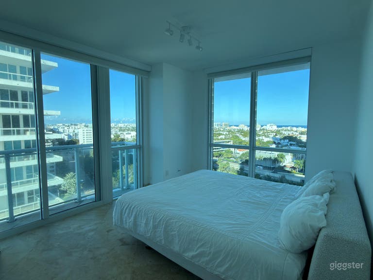  LUXURY PRODUCTION PLACE 