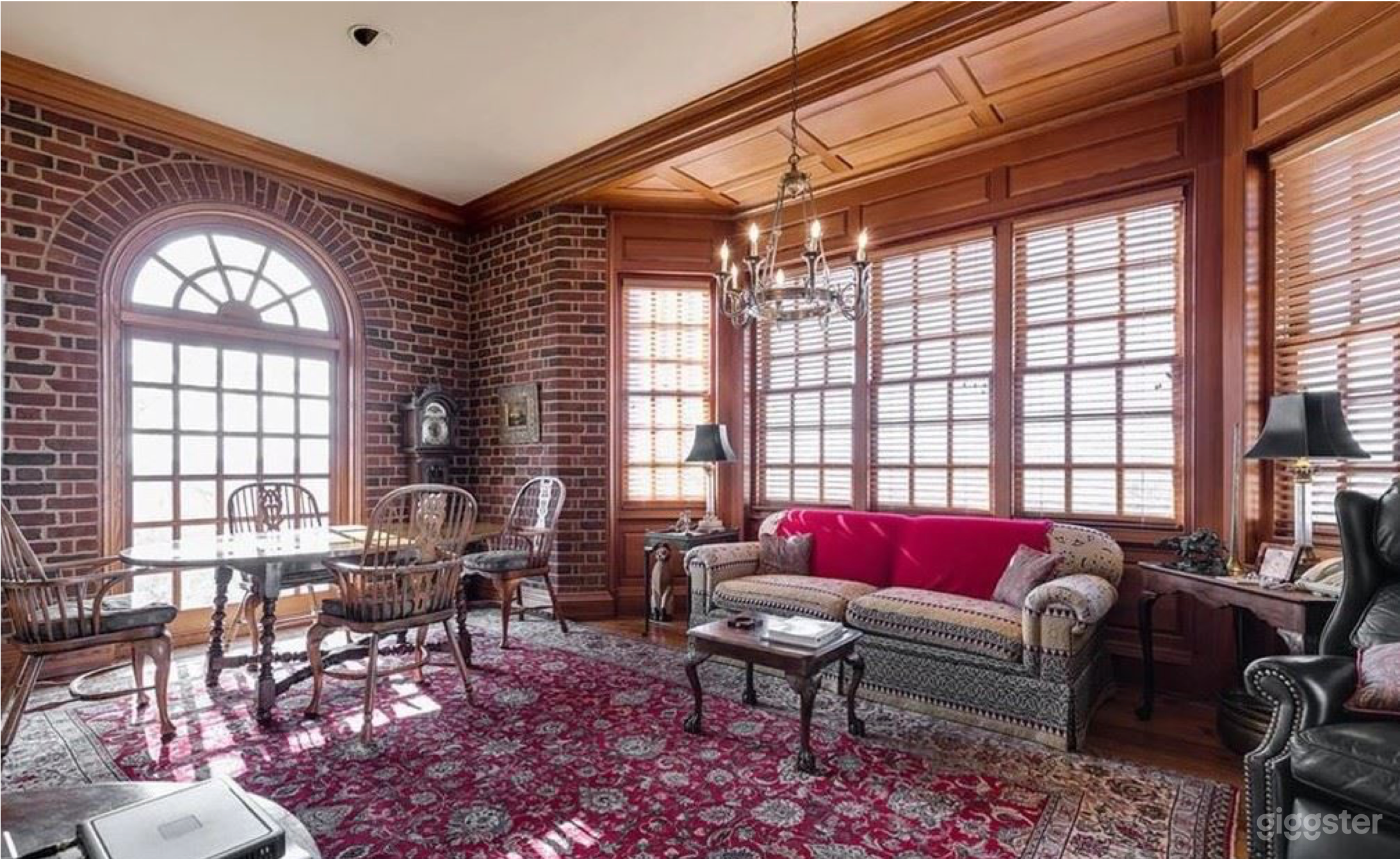 The Fox Haven Photo 1