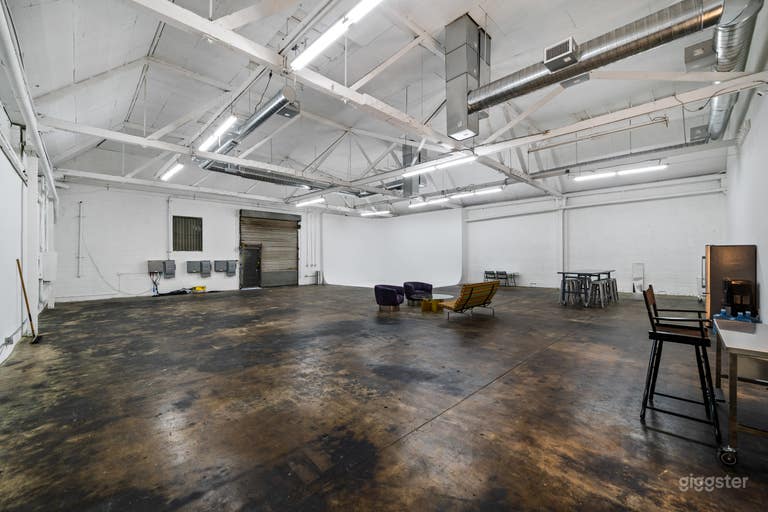  EDGY ART DECO SPACE FOR EVENTS AND PRODUCTIONS 