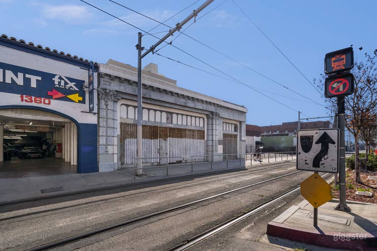  EDGY ART DECO SPACE FOR EVENTS AND PRODUCTIONS 