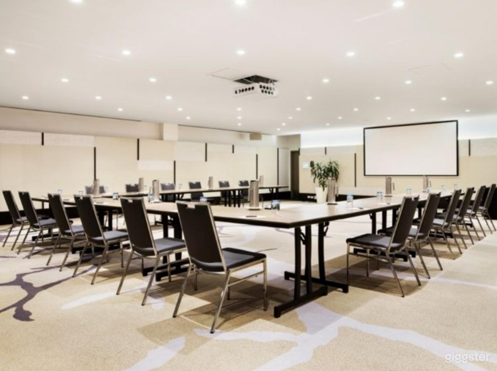 Chapman Room Photo 2