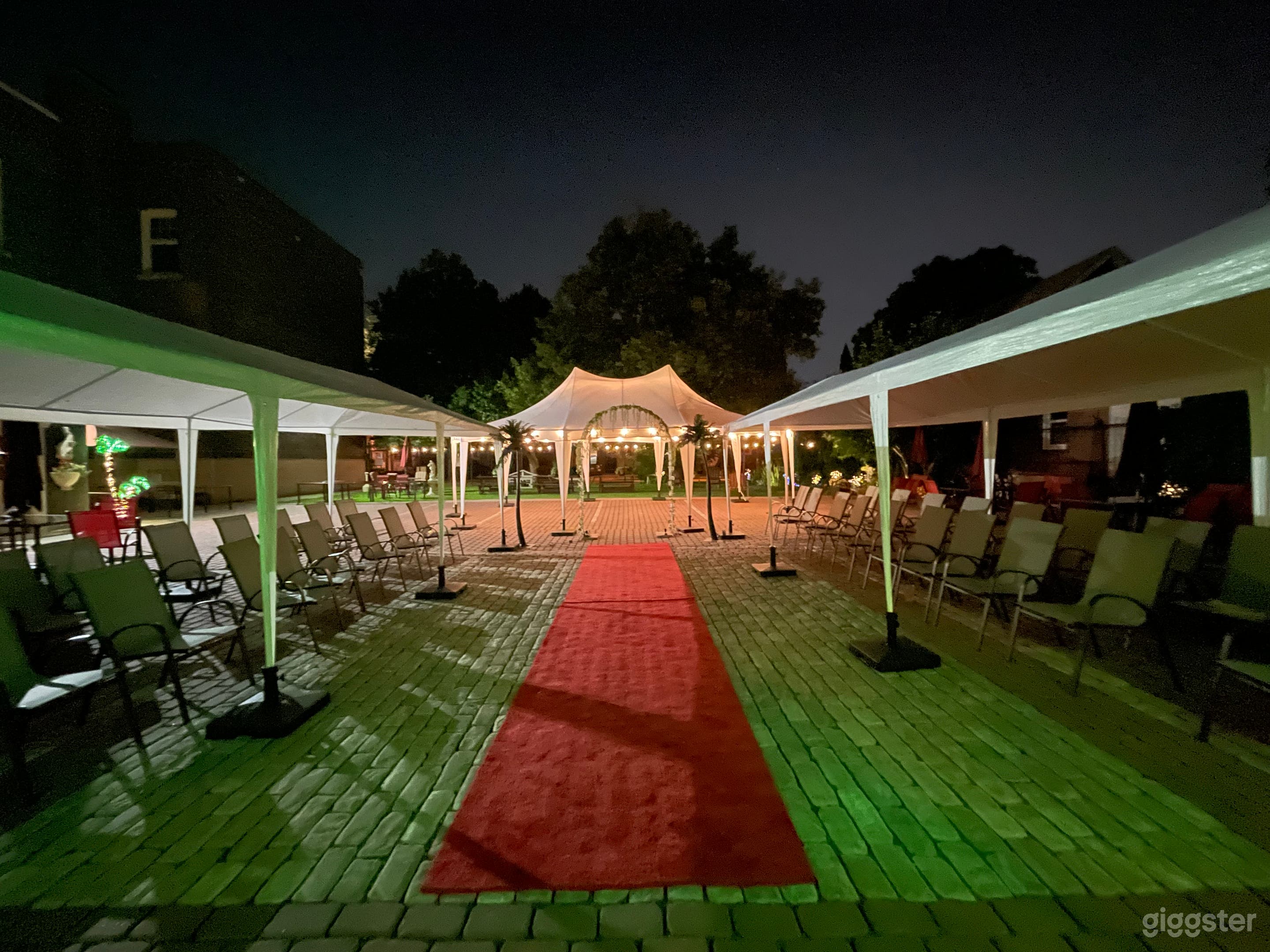 Wedding or fashion show, we have 5 differdnt white tents, red carpet