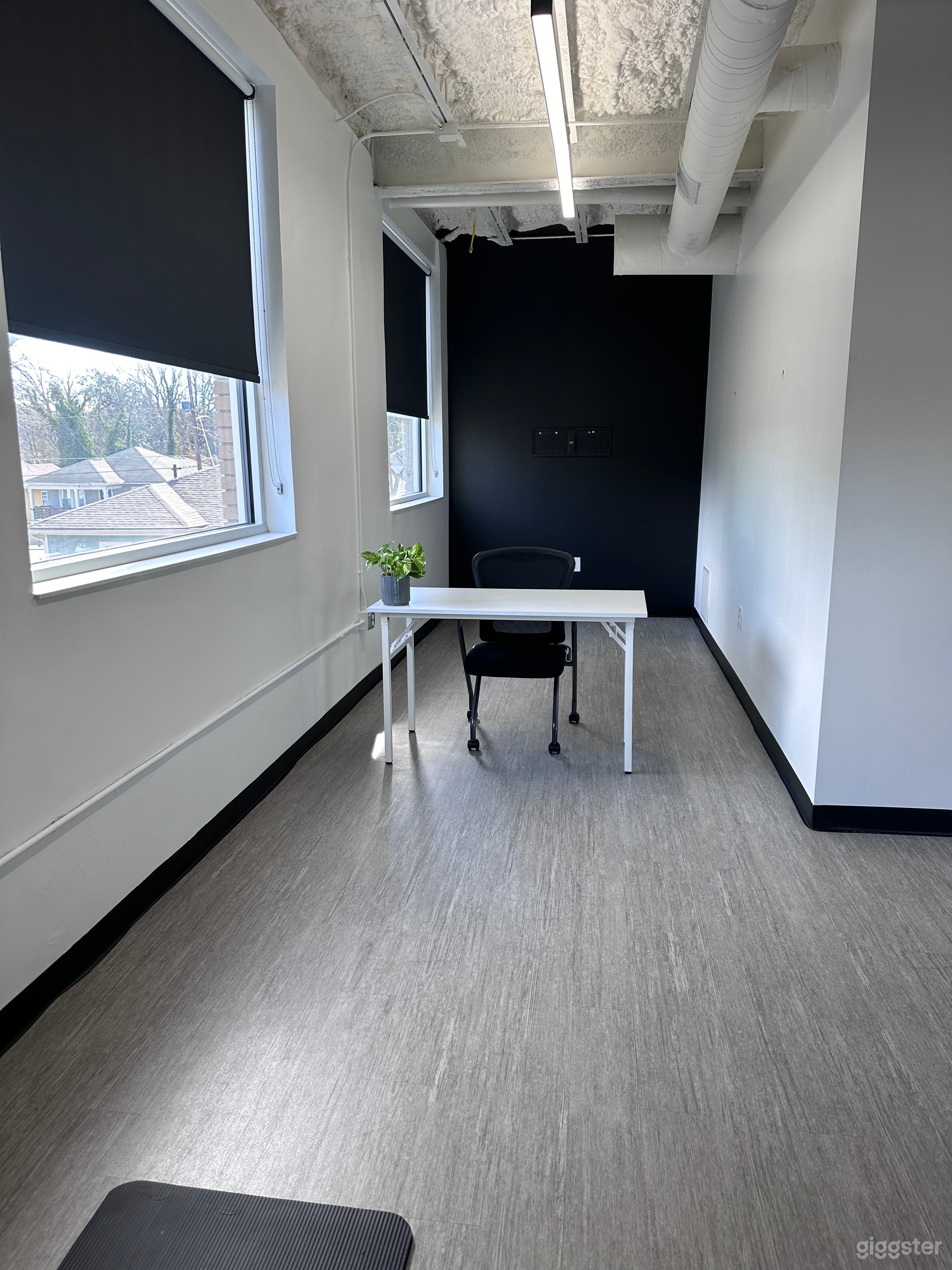 2nd Floor Office Space/Fitness Studio Photo 2