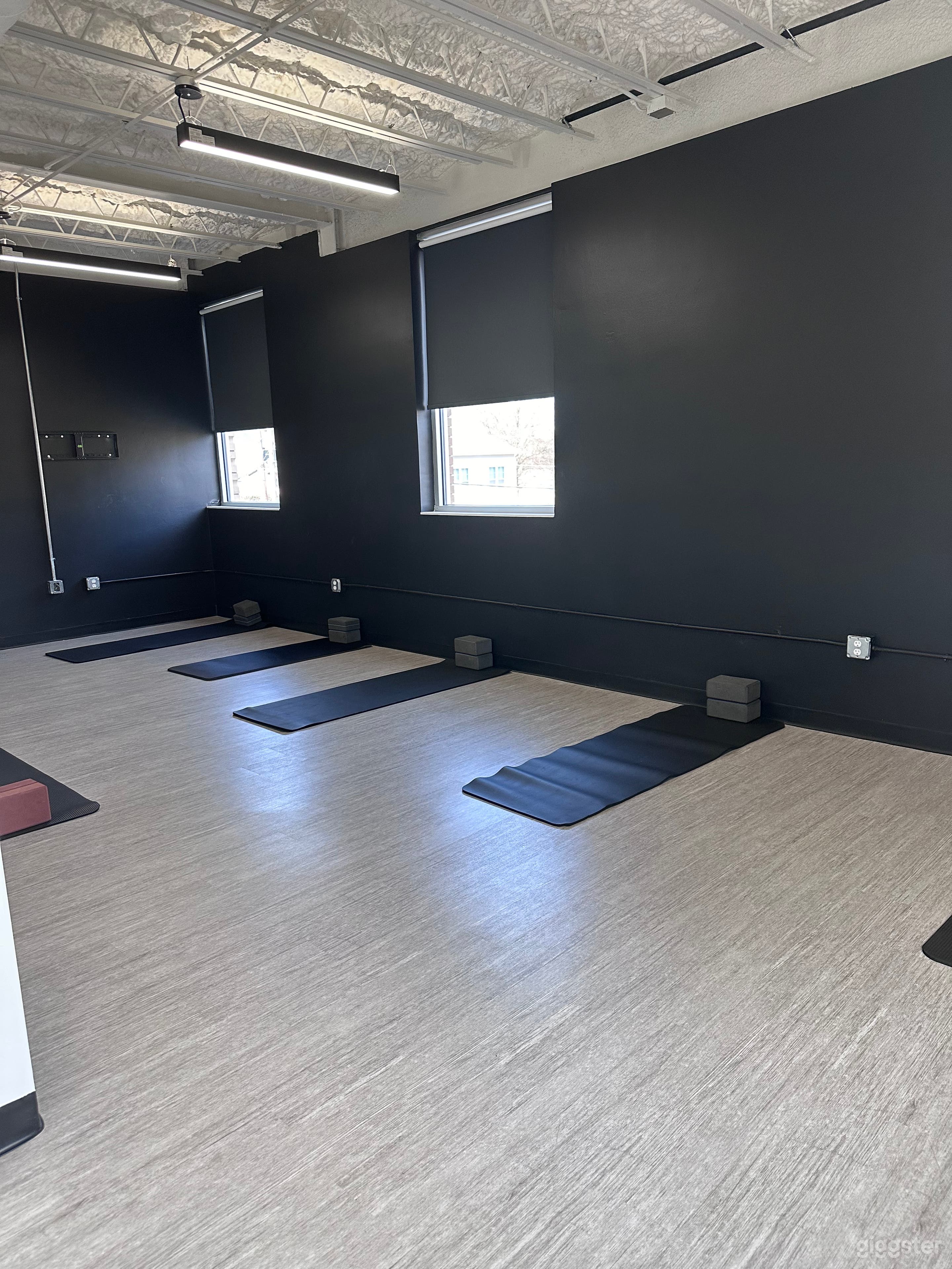 2nd Floor Office Space/Fitness Studio Photo 1