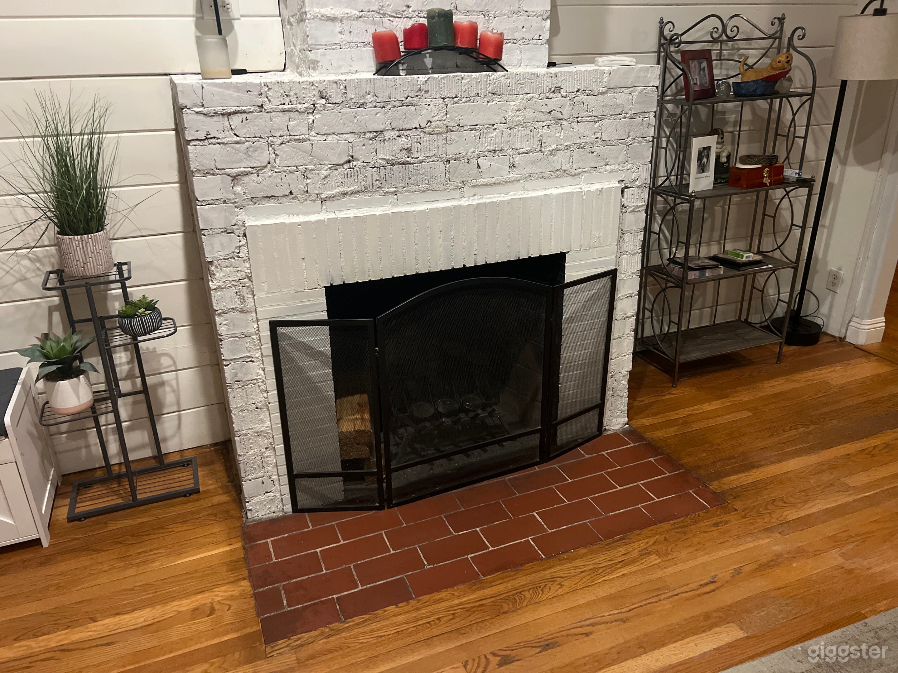 Natural burning fireplace