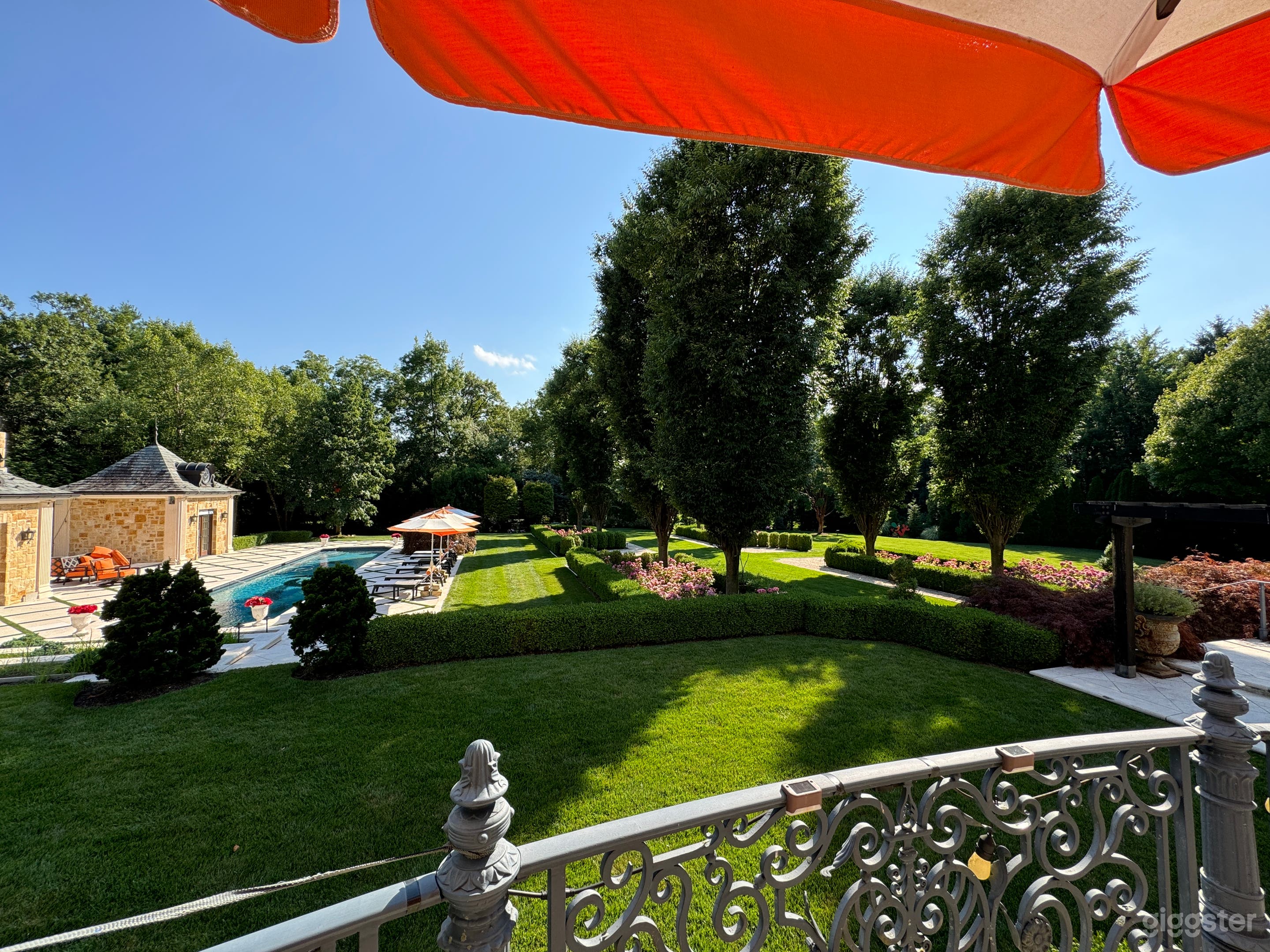 French Chateau Mansion Estate  Photo 2