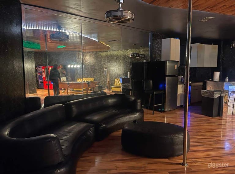  Vibrant Music Studio B and Event Space in Downtown Atlanta 