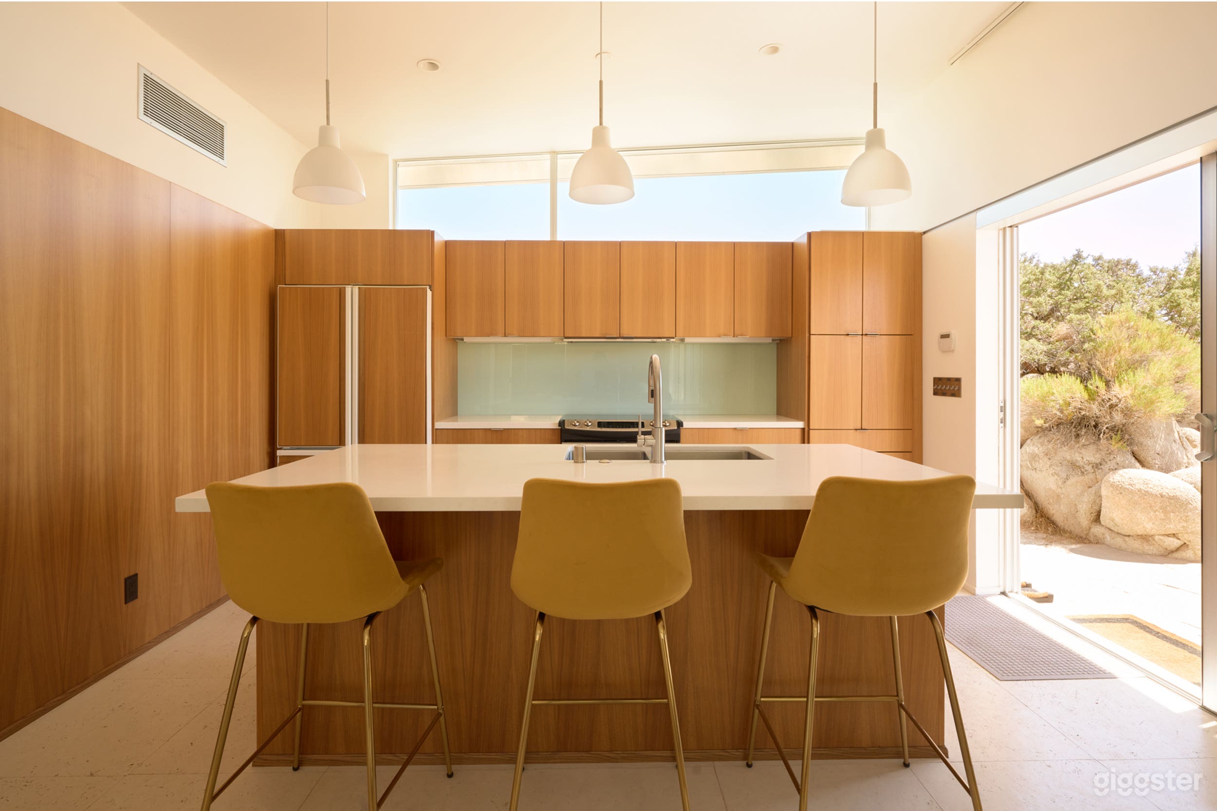 Open kitchen