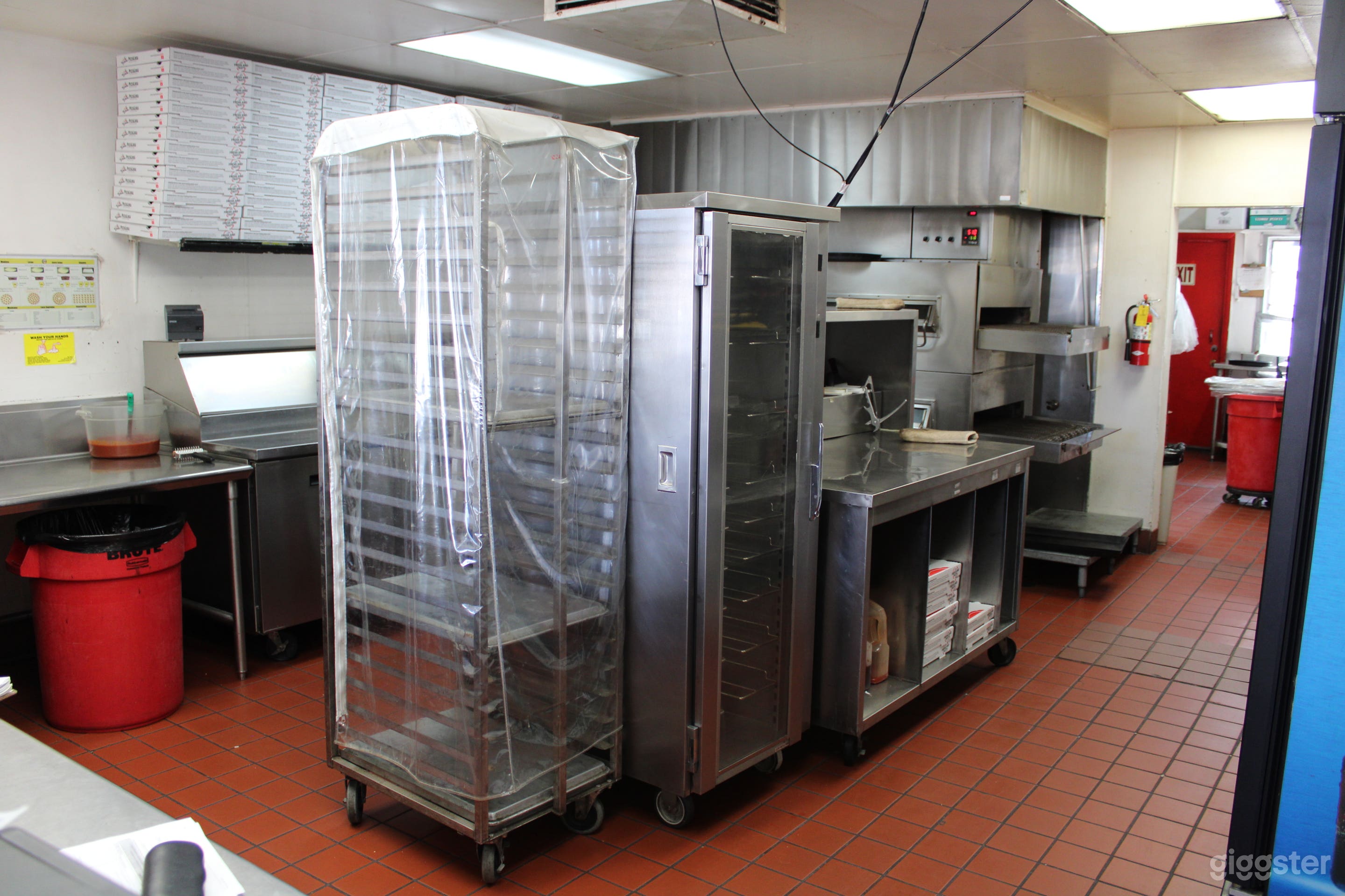 Perfect for Filming Pizza Restaurant in South Gate Photo 3