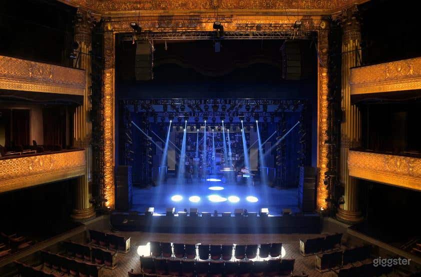 Beautiful &amp; Historic Theater Photo 1
