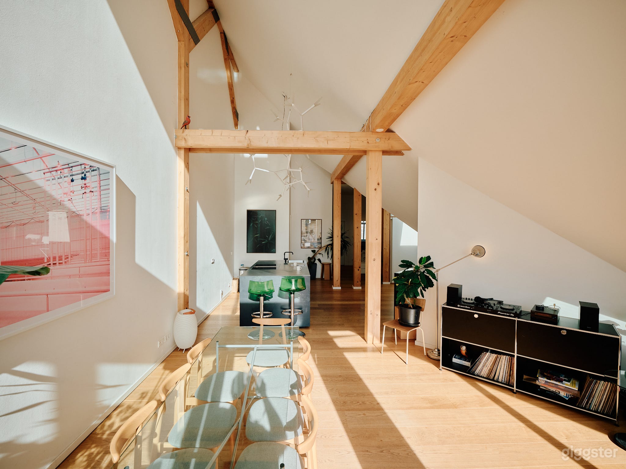 Modernes Dach-Penthouse mit Terrasse Foto 1