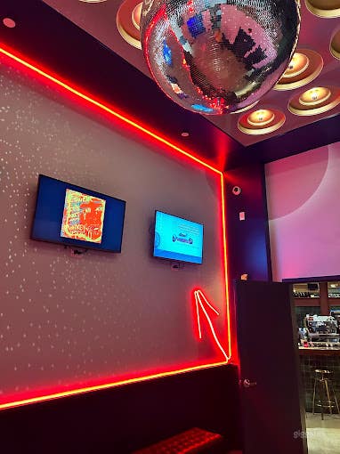 Brooklyn STUDIO TWO Photo 4