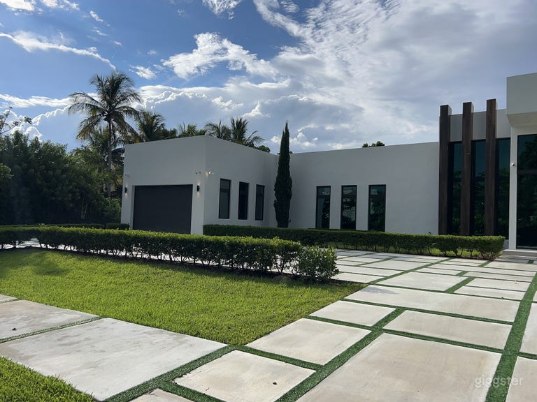  Contemporary Pinecrest Mansion 