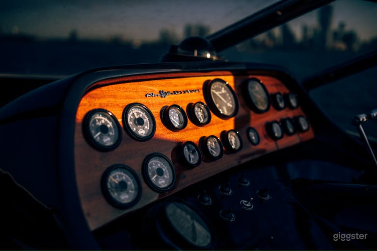  Luxury Private Riva Yacht Located at the World Trade Center 