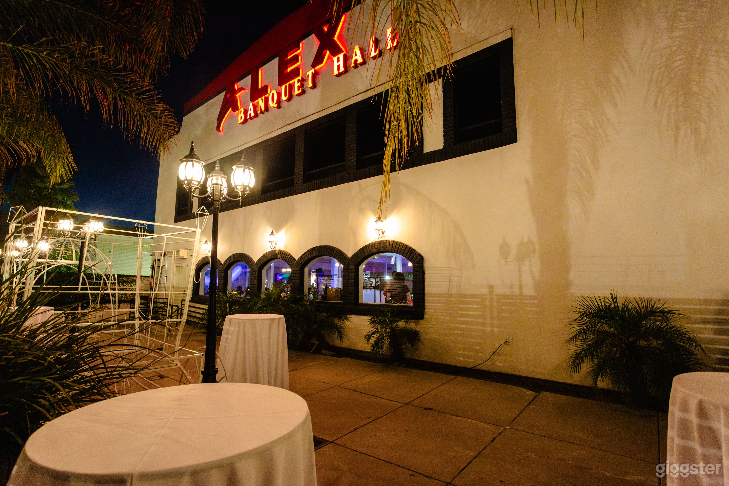 Elegant Banquet Hall/Event Space Photo 2