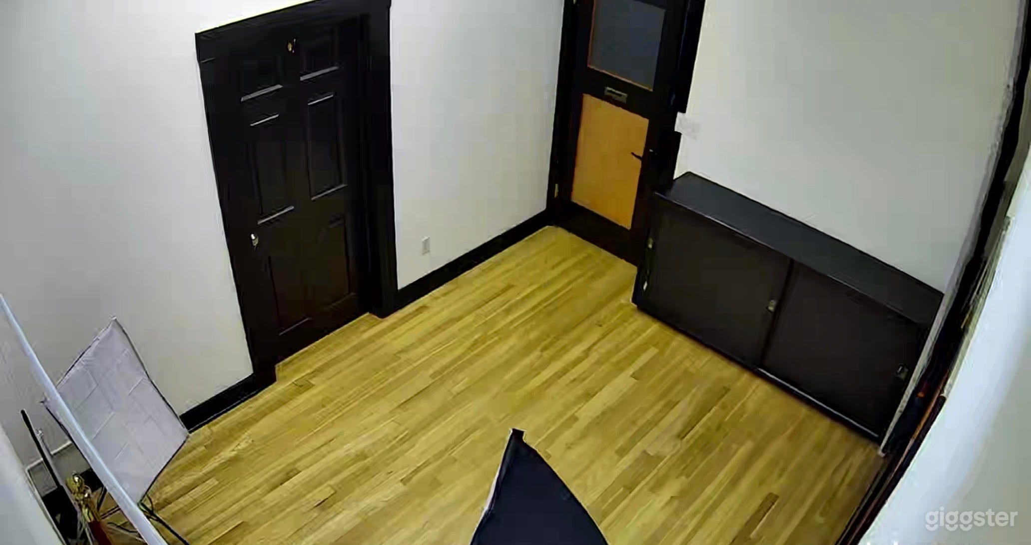 Downtown Riverside Creative Art Studio Photo 2