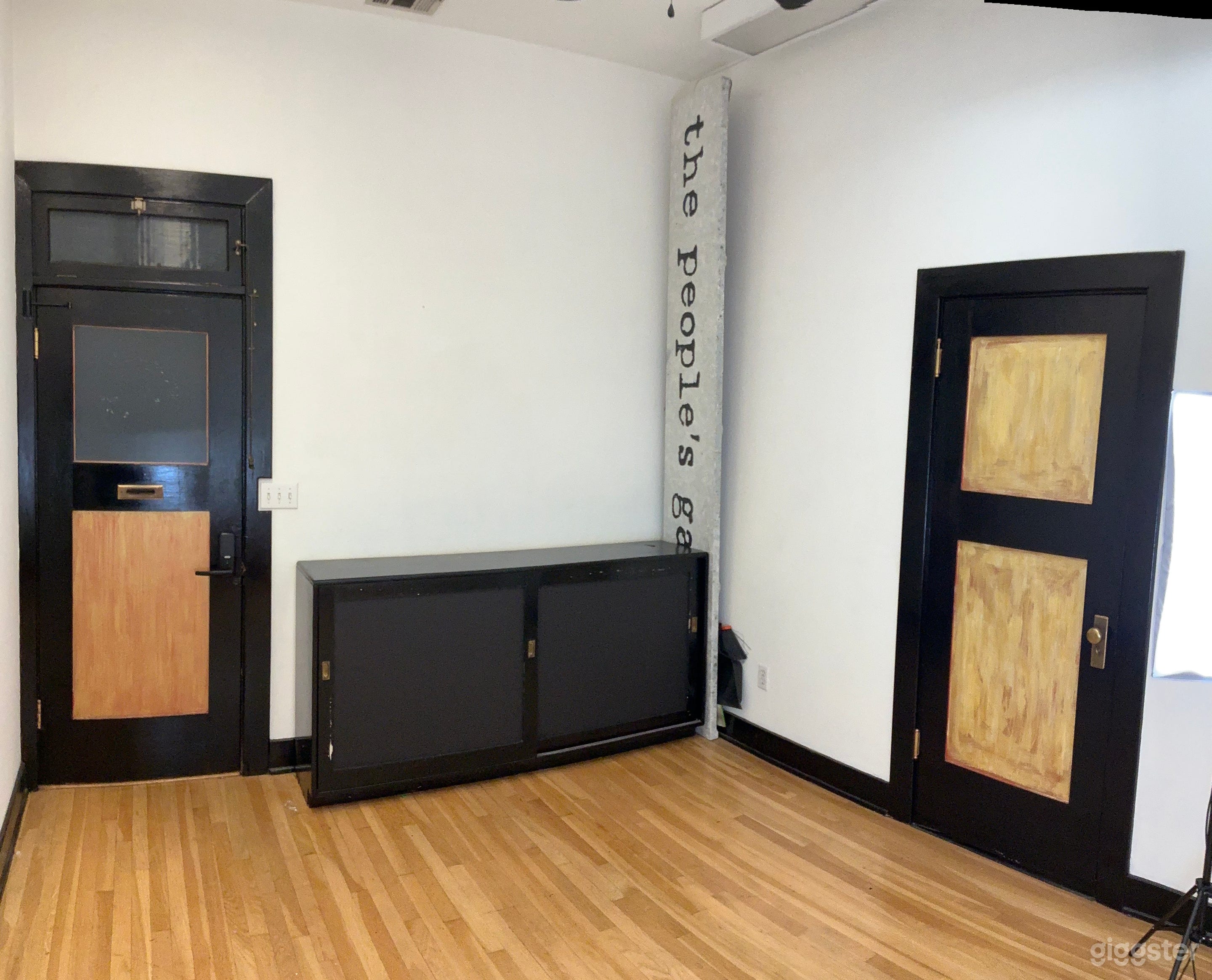 Downtown Riverside Creative Art Studio Photo 3