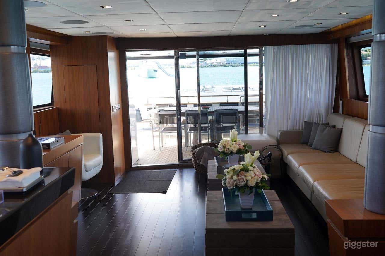 103Ft Tecnomar Yacht Photo 4