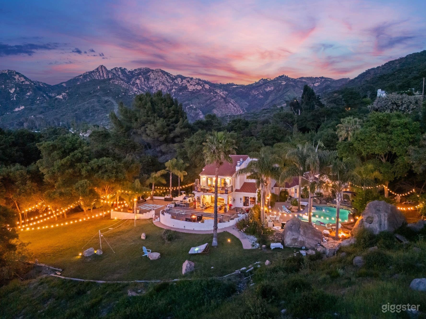 Boho Estate with Pool & Guest House Photo 4