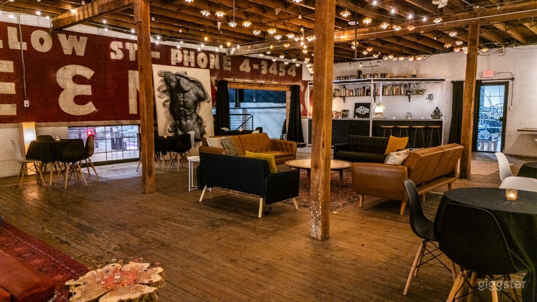 Multifunctional Space: An Industrial, Artsy Gem Photo 4