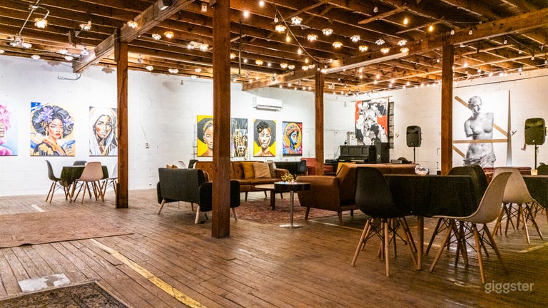  Multifunctional Space: An Industrial, Artsy Gem 