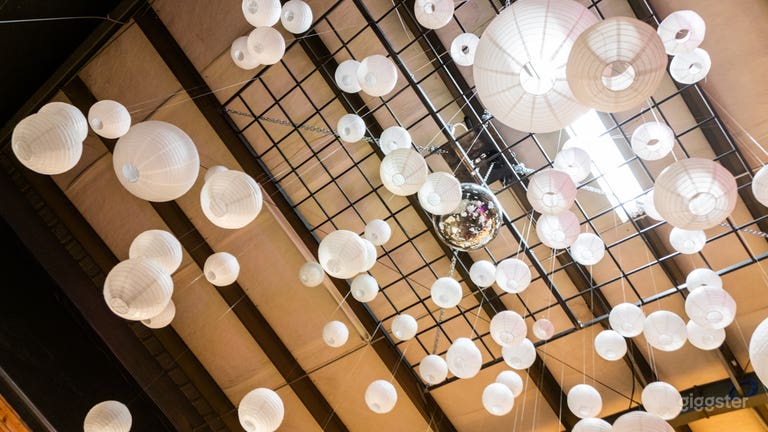  Multifunctional Space: An Industrial, Artsy Gem 