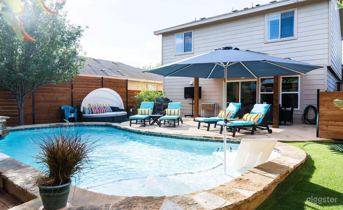 Heated SPA - Pool - Outdoor TV Photo 1