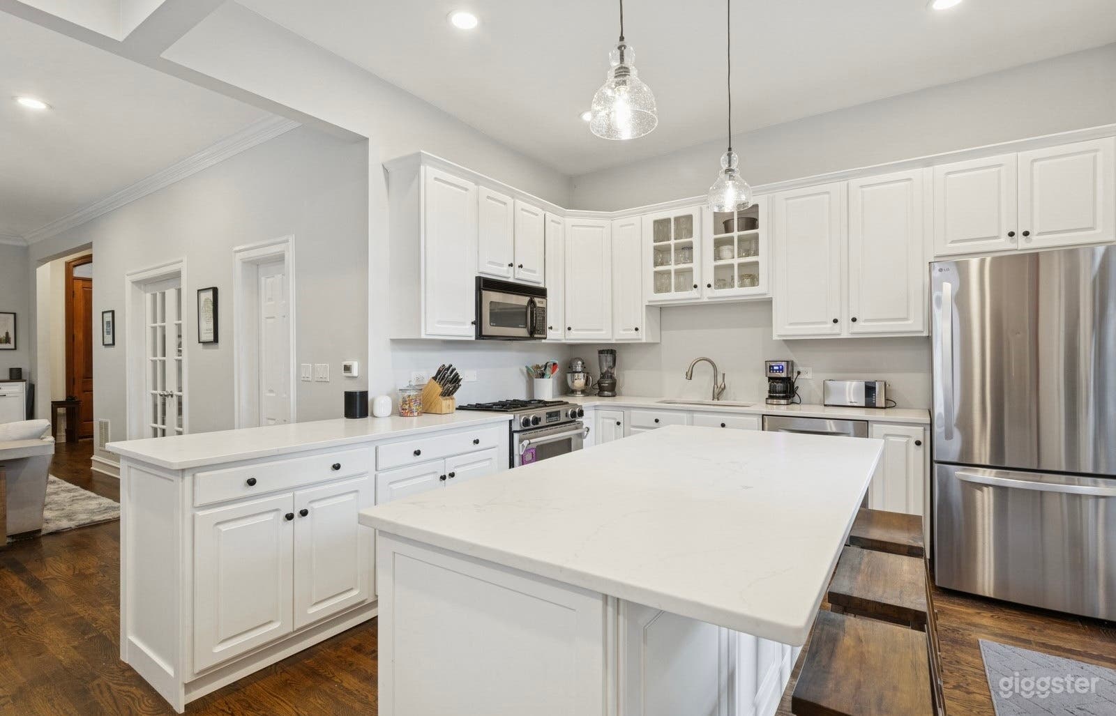 LP Victorian Brick Home with Modern Interior Photo 3