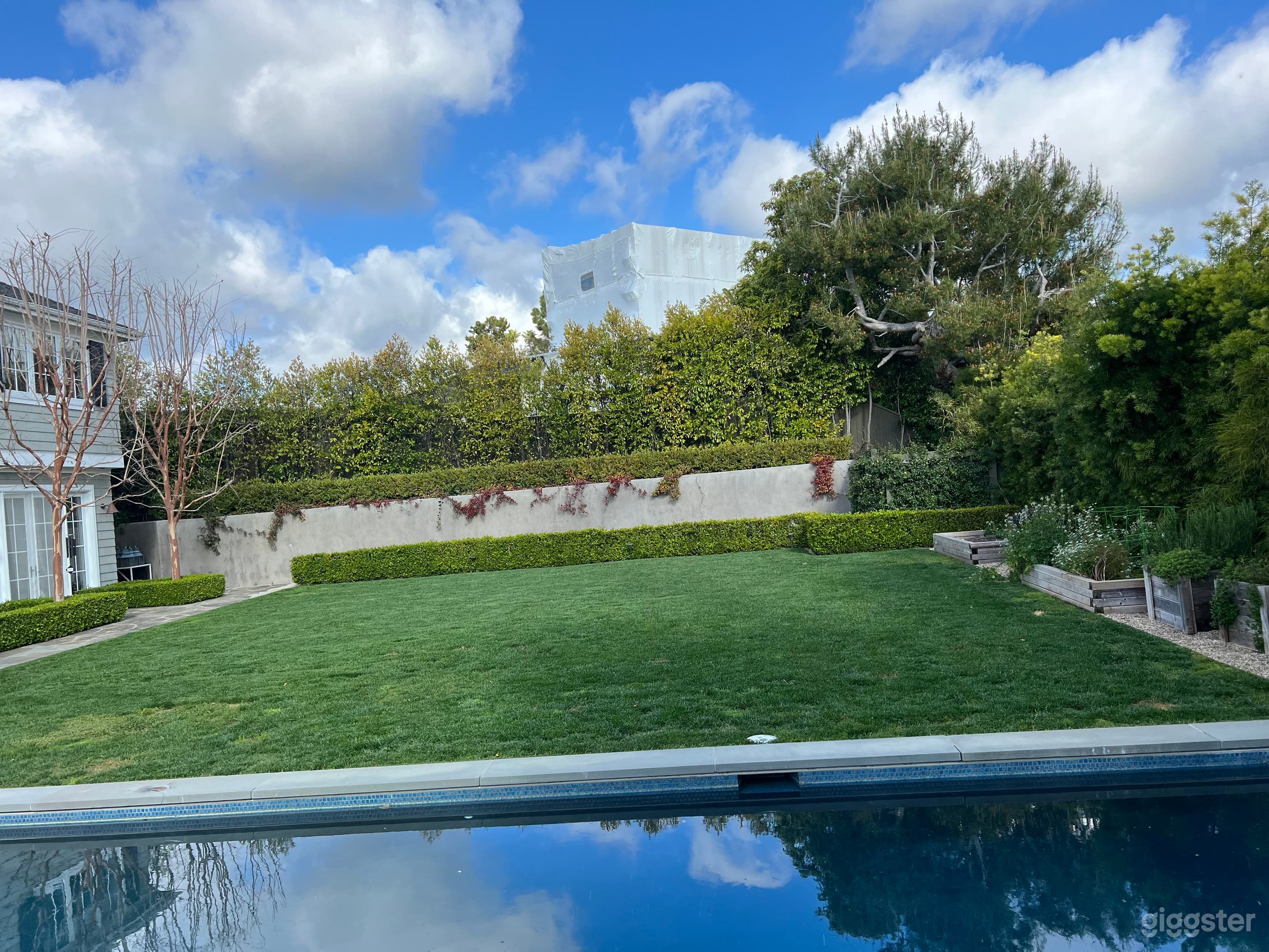 Graceful Swimming Pool Photo 4